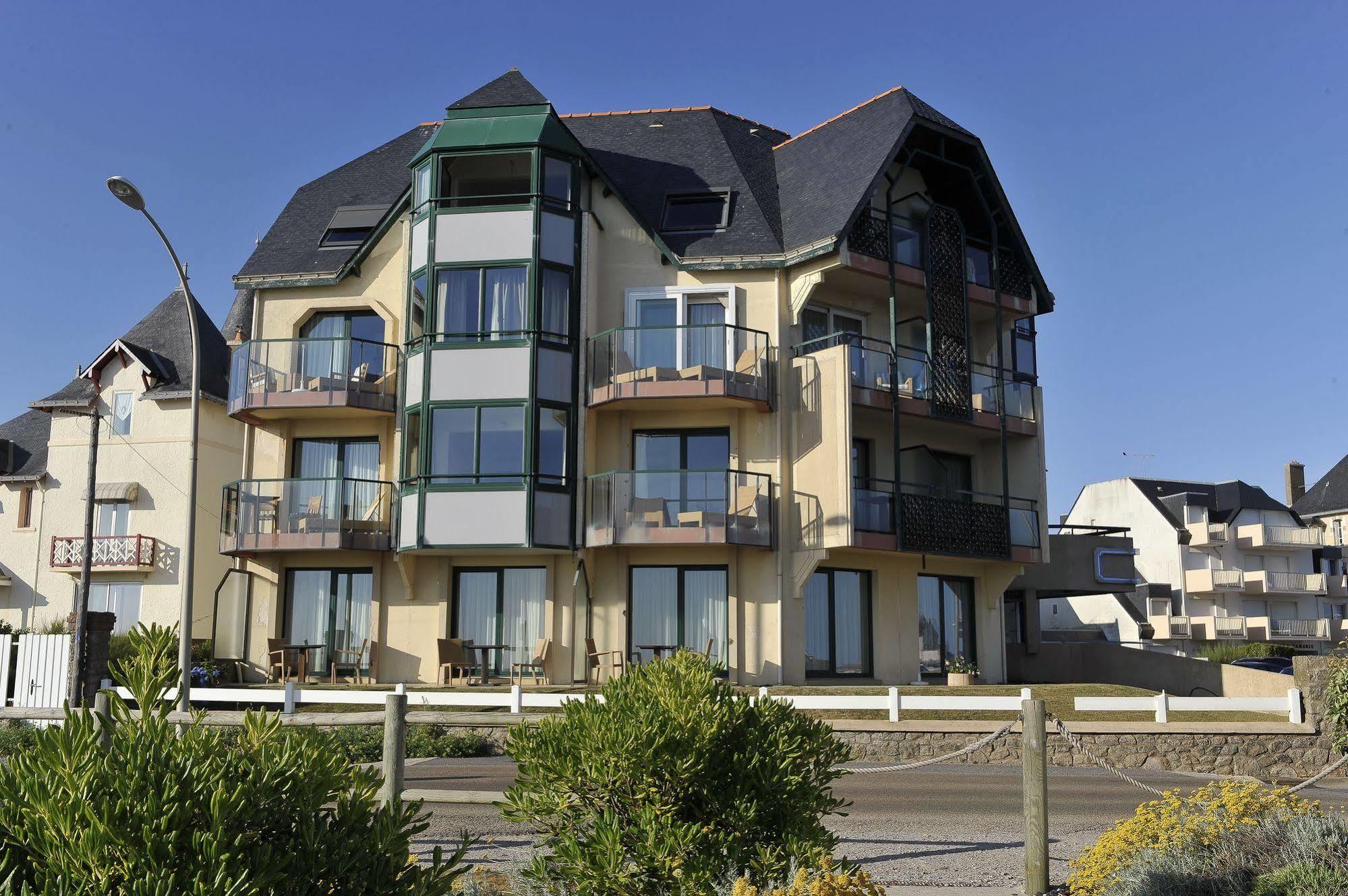 Hotel Les Vikings Le Croisic Bagian luar foto