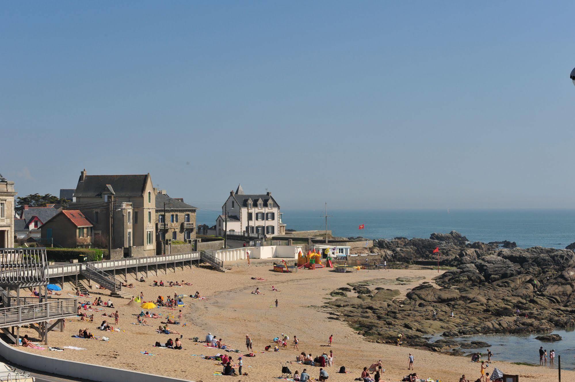 Hotel Les Vikings Le Croisic Bagian luar foto